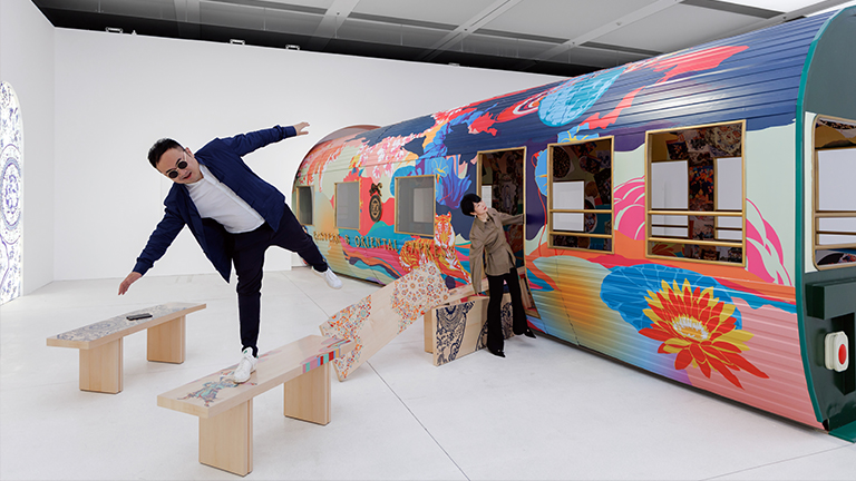 A vibrant landscape concealed in 9 benches: a collaboration between designer Mao Hua and artist Jacky Tsai